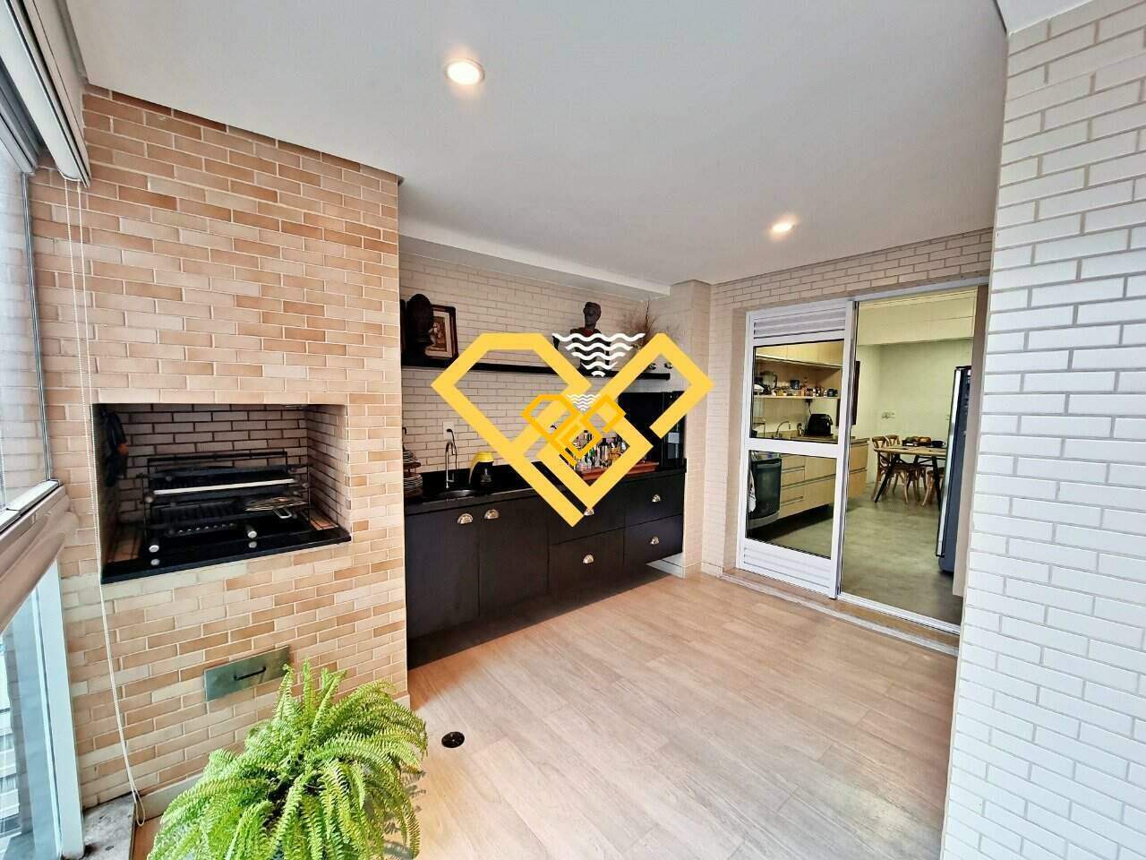 Apartamento à venda no Embaré: Churrasqueira