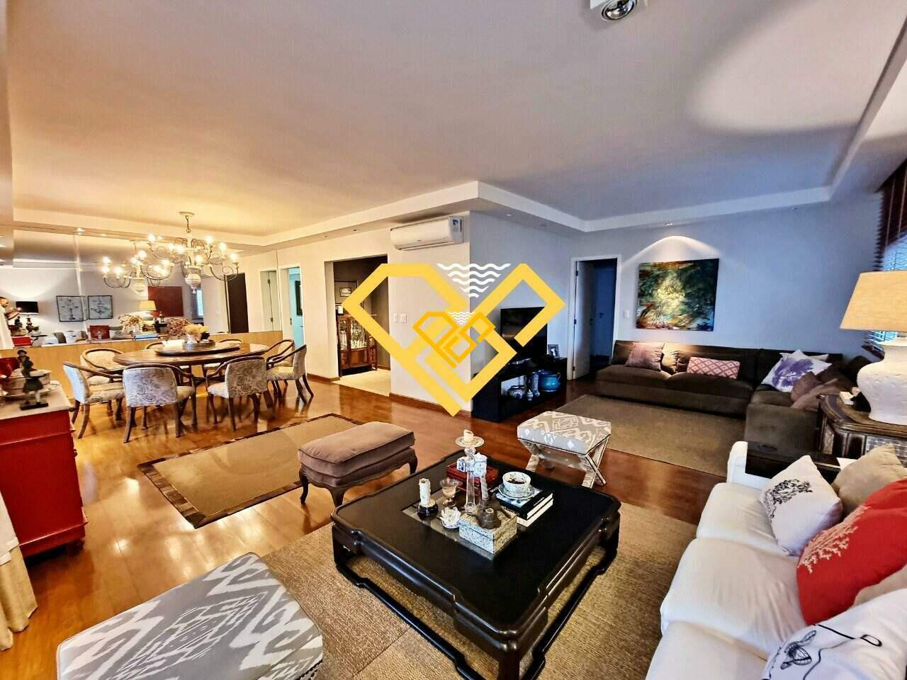 Apartamento à venda no Embaré: Sala de Estar