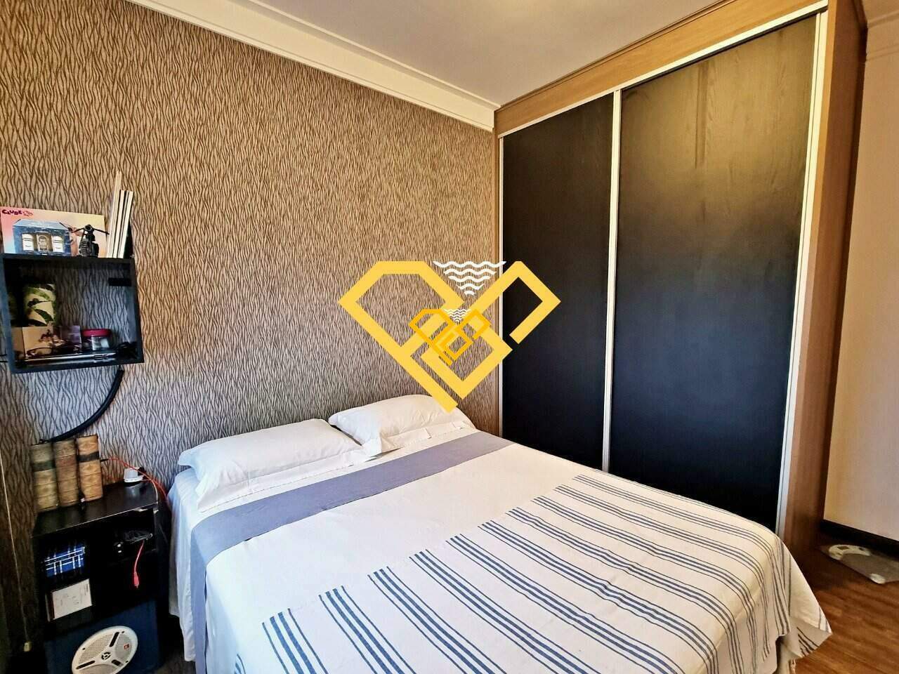 Apartamento à venda no Embaré: Suíte 02