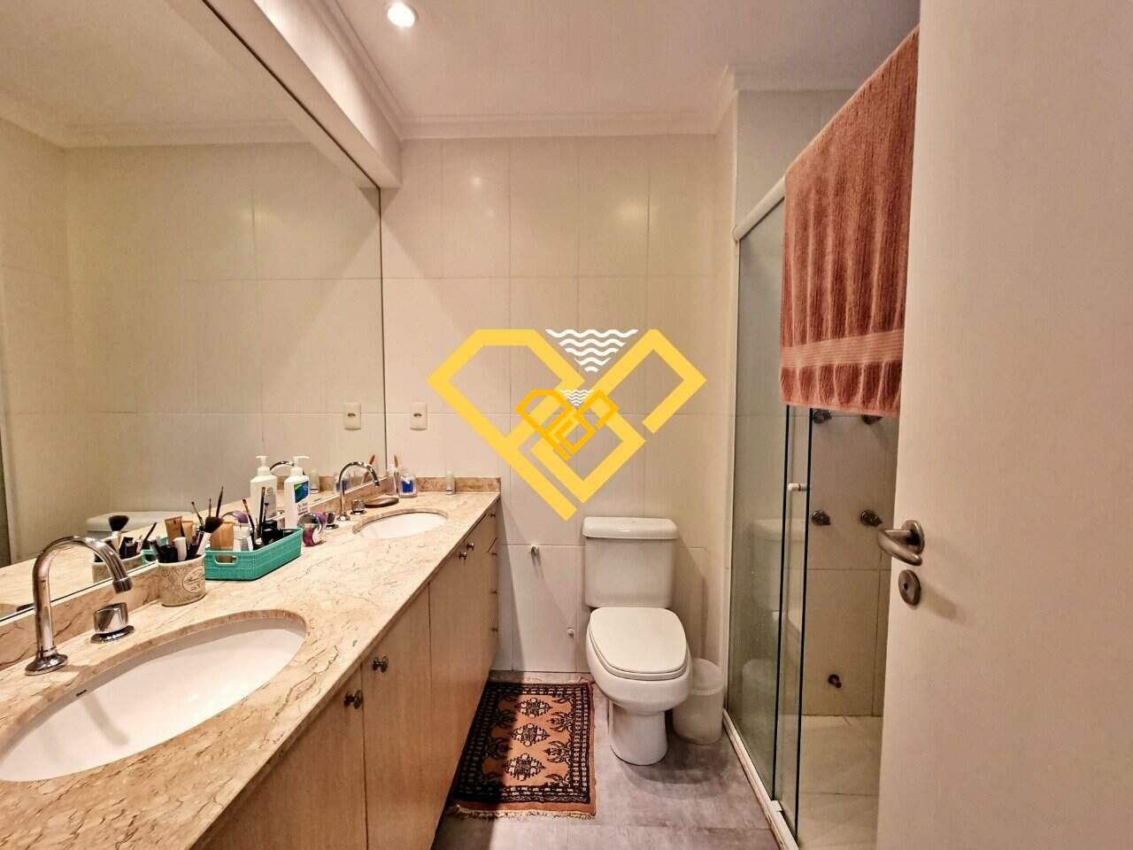 Apartamento à venda no Embaré: Banheiro Suíte Master