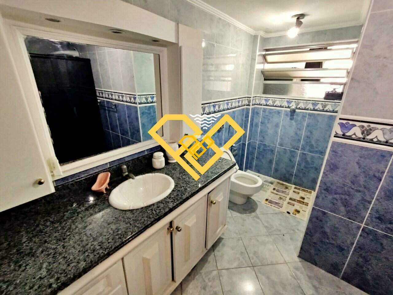 Apartamento à venda no Gonzaga: Wc social