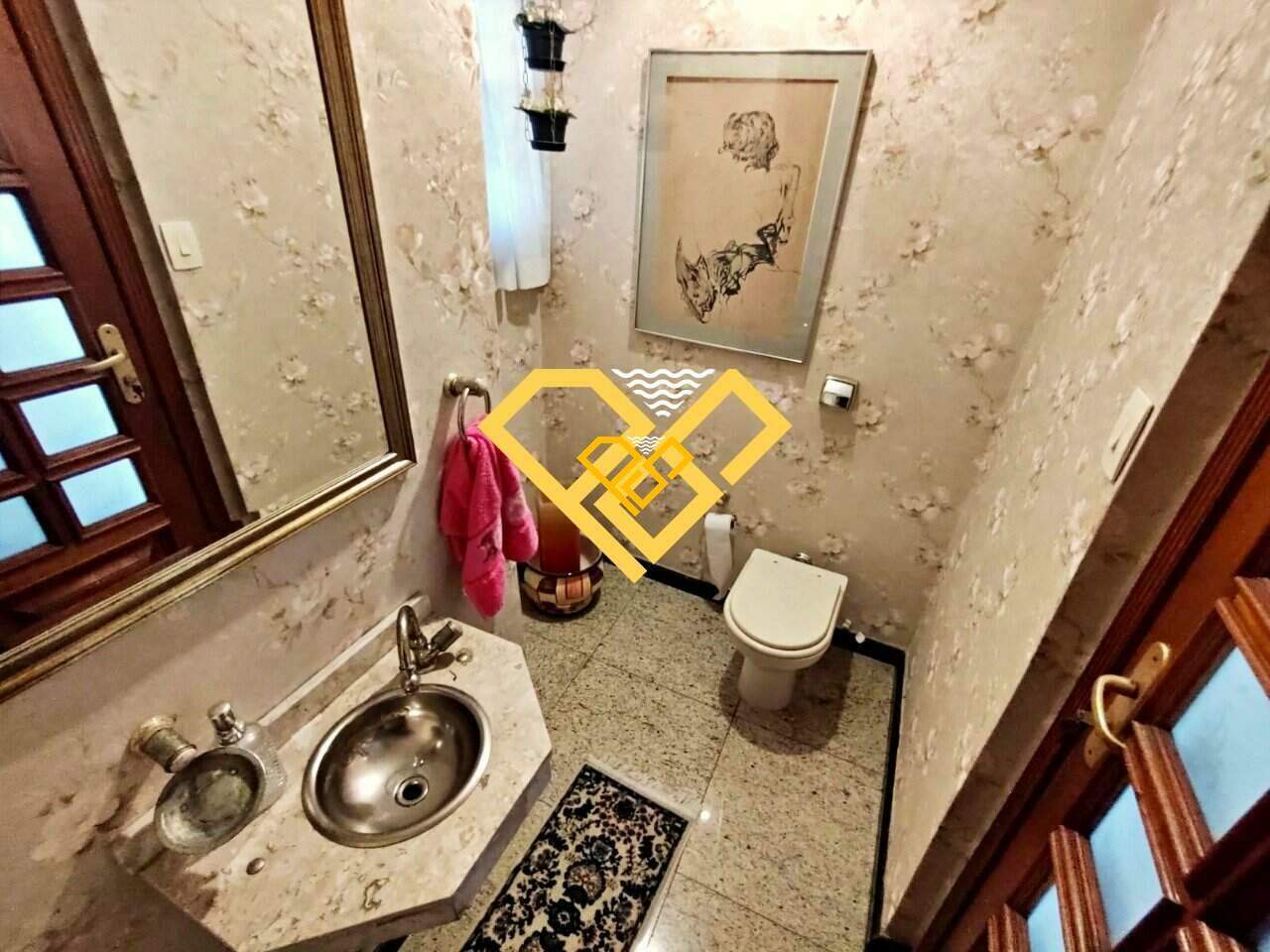 Apartamento à venda no Gonzaga: Lavabo
