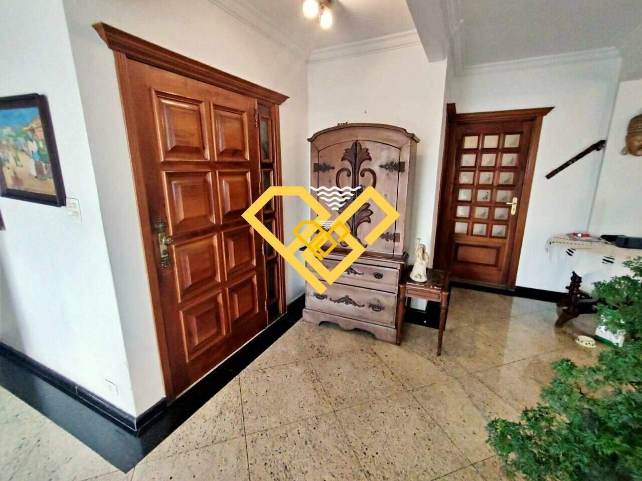 Apartamento à venda no Gonzaga: Hall de entrada