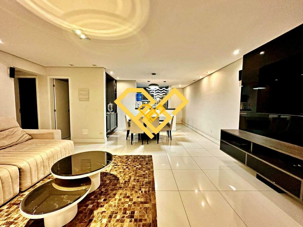 Apartamento à venda no Ponta da Praia: