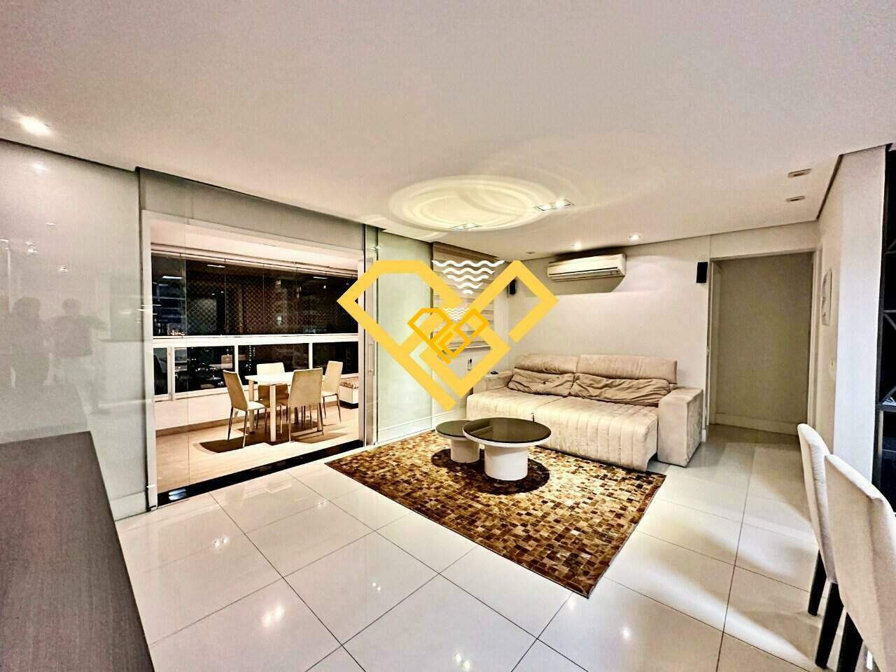 Apartamento à venda no Ponta da Praia: