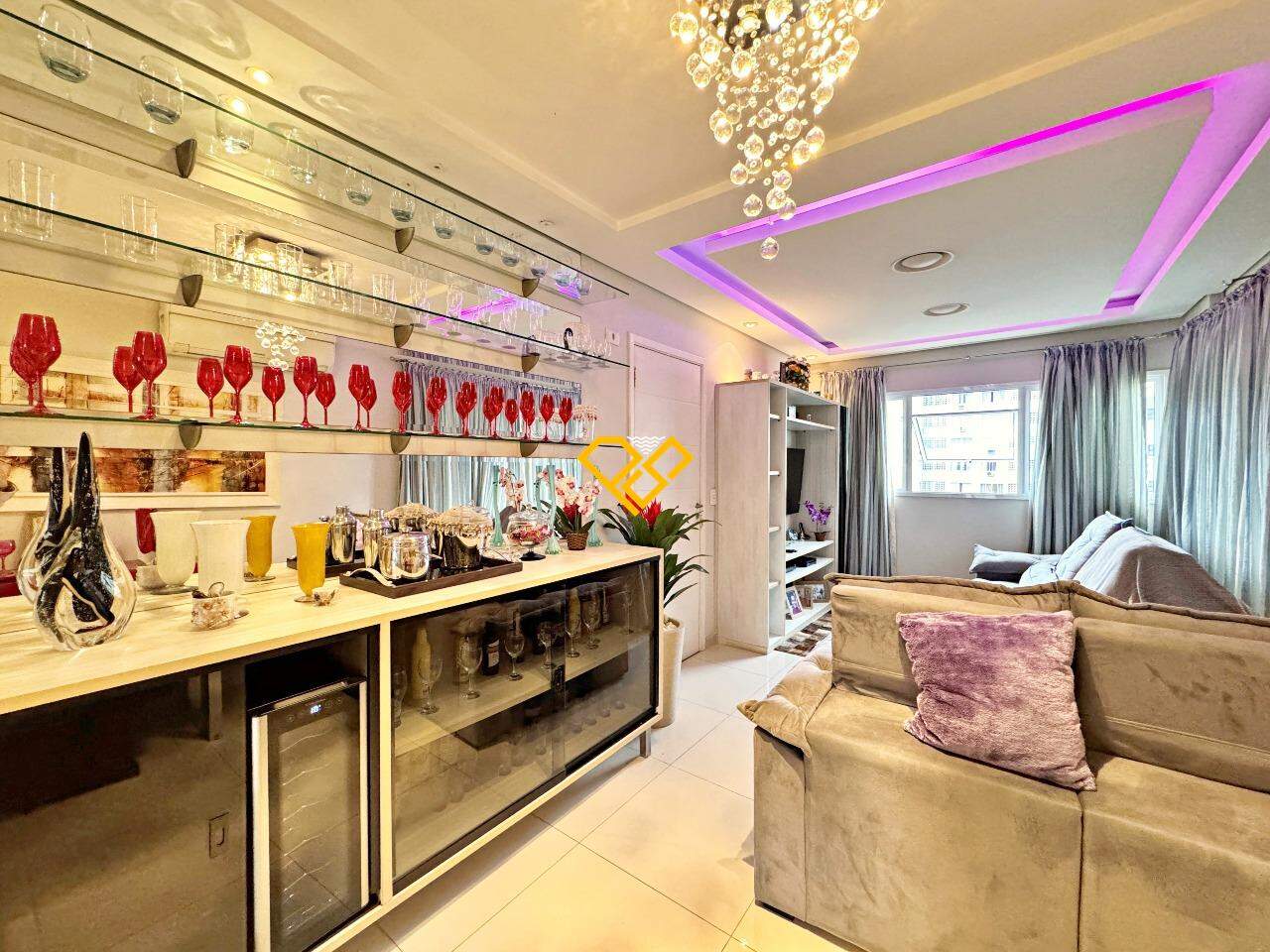 Apartamento à venda no Embaré: Sala