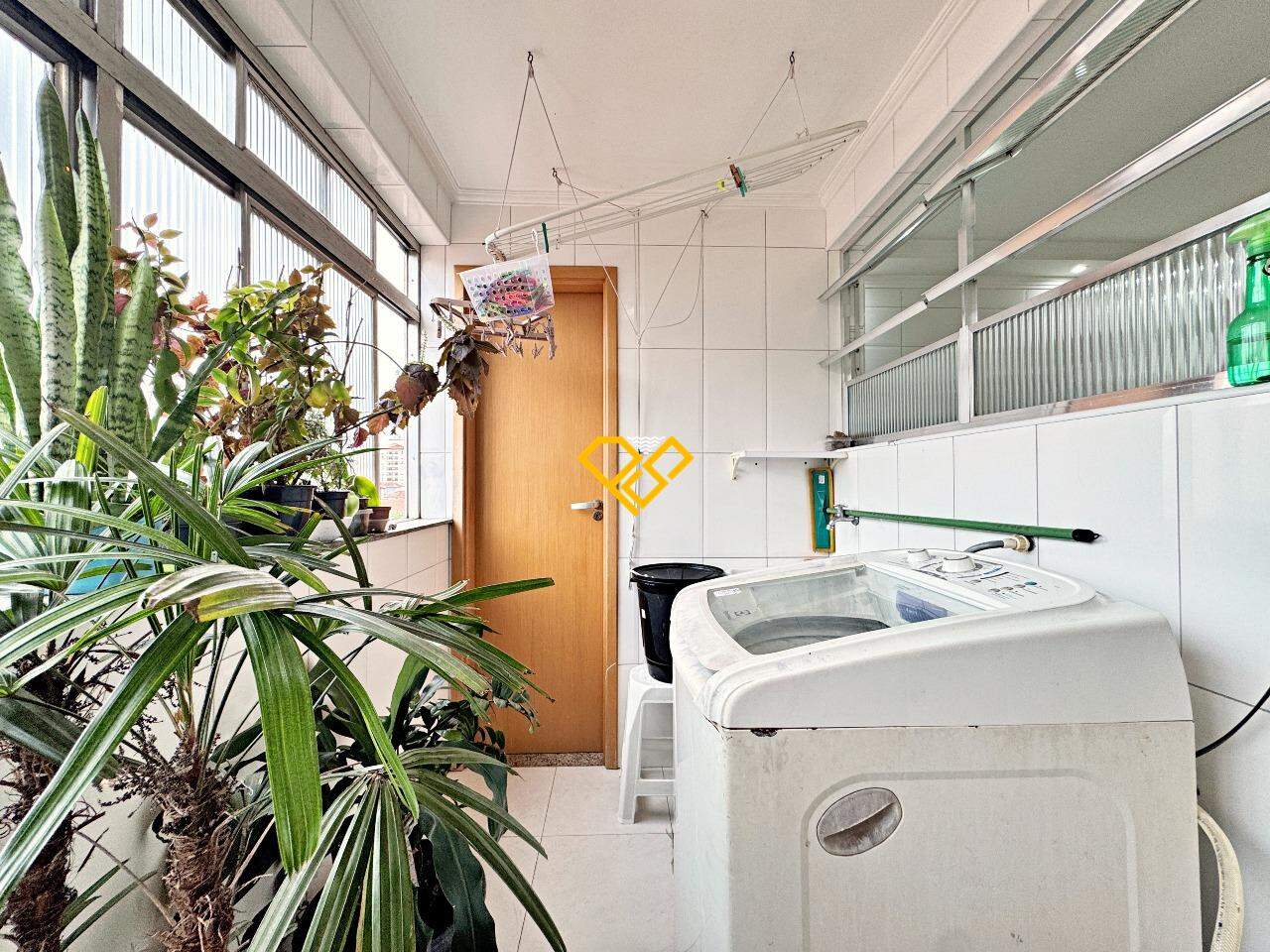 Apartamento à venda no Campo Grande: Área de serviço