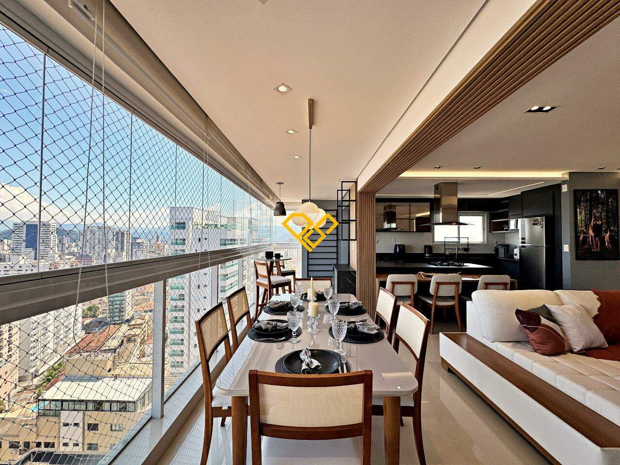 Apartamento à venda no Boqueirão: Varanda e sala