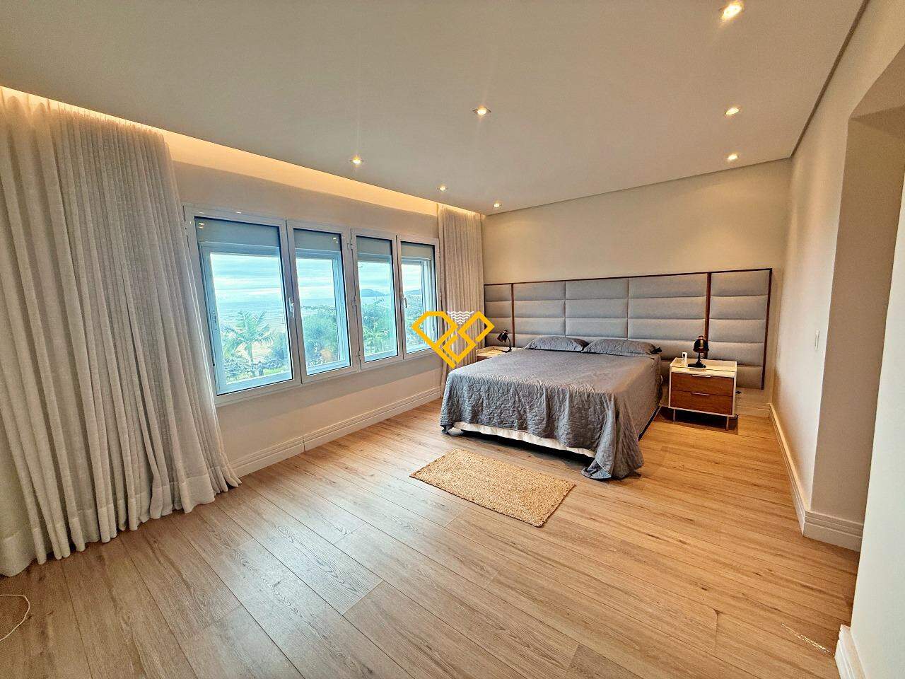 Apartamento à venda no Gonzaga: Dormitório 1 - suíte