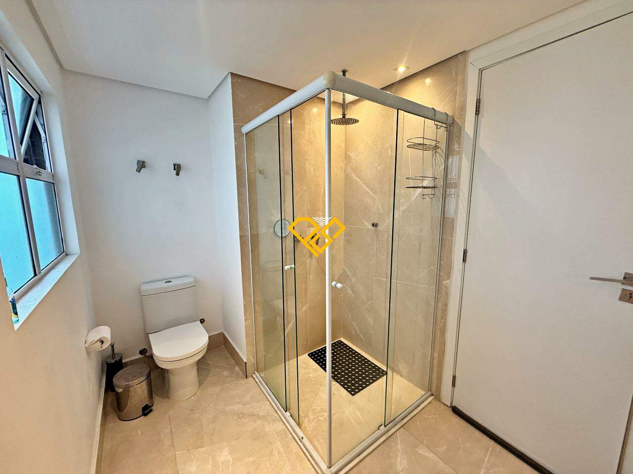 Apartamento à venda no Gonzaga: Wc suíte
