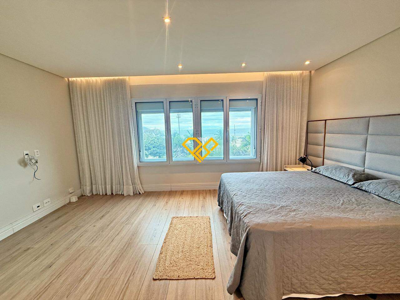 Apartamento à venda no Gonzaga: Dormitório 1 - suíte