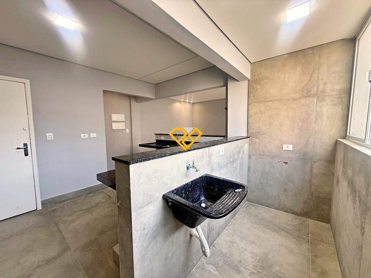 Apartamento à venda no Boqueirão: Área de serviço