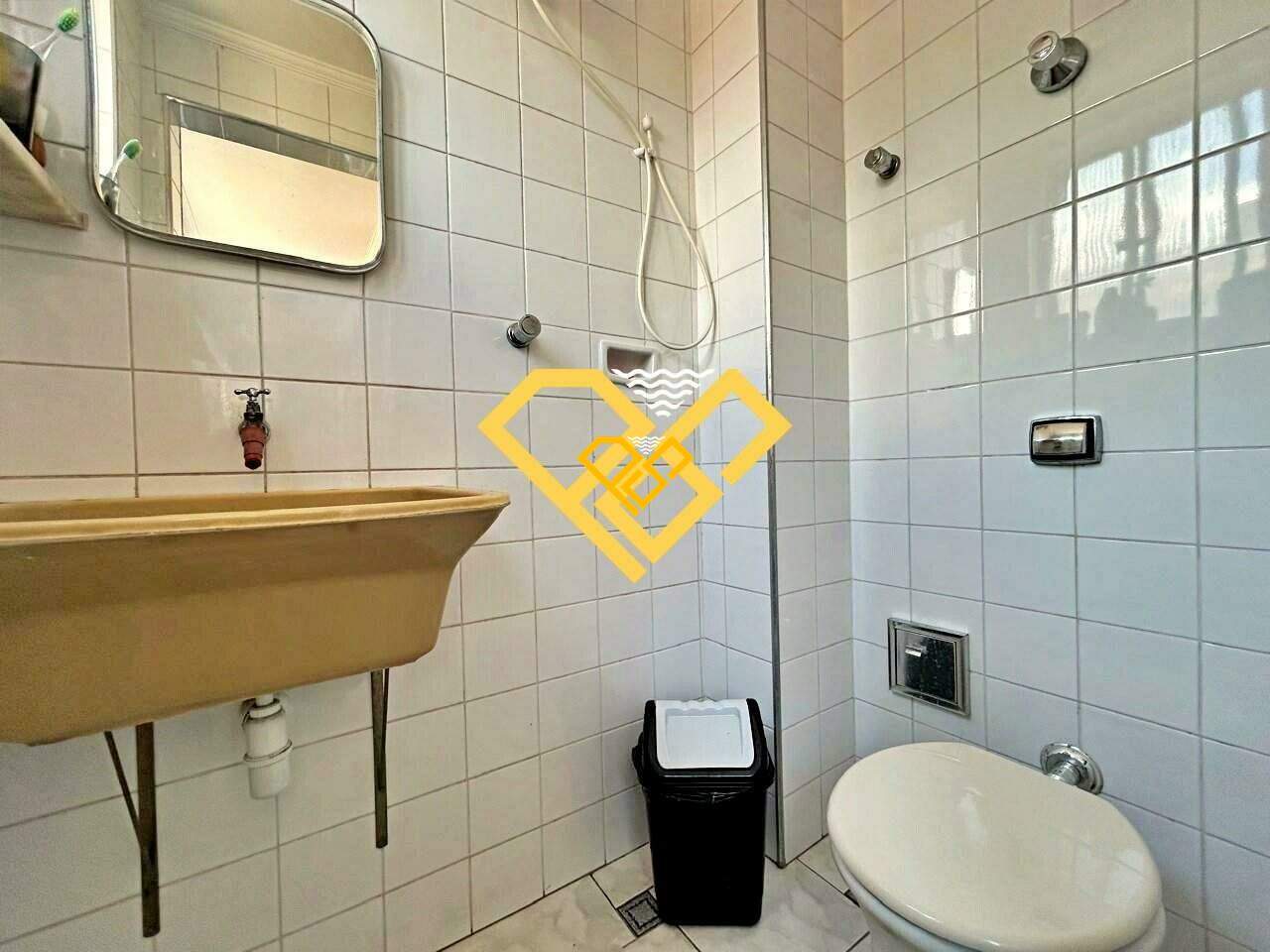 Apartamento à venda no Pompéia: Wc de serviço