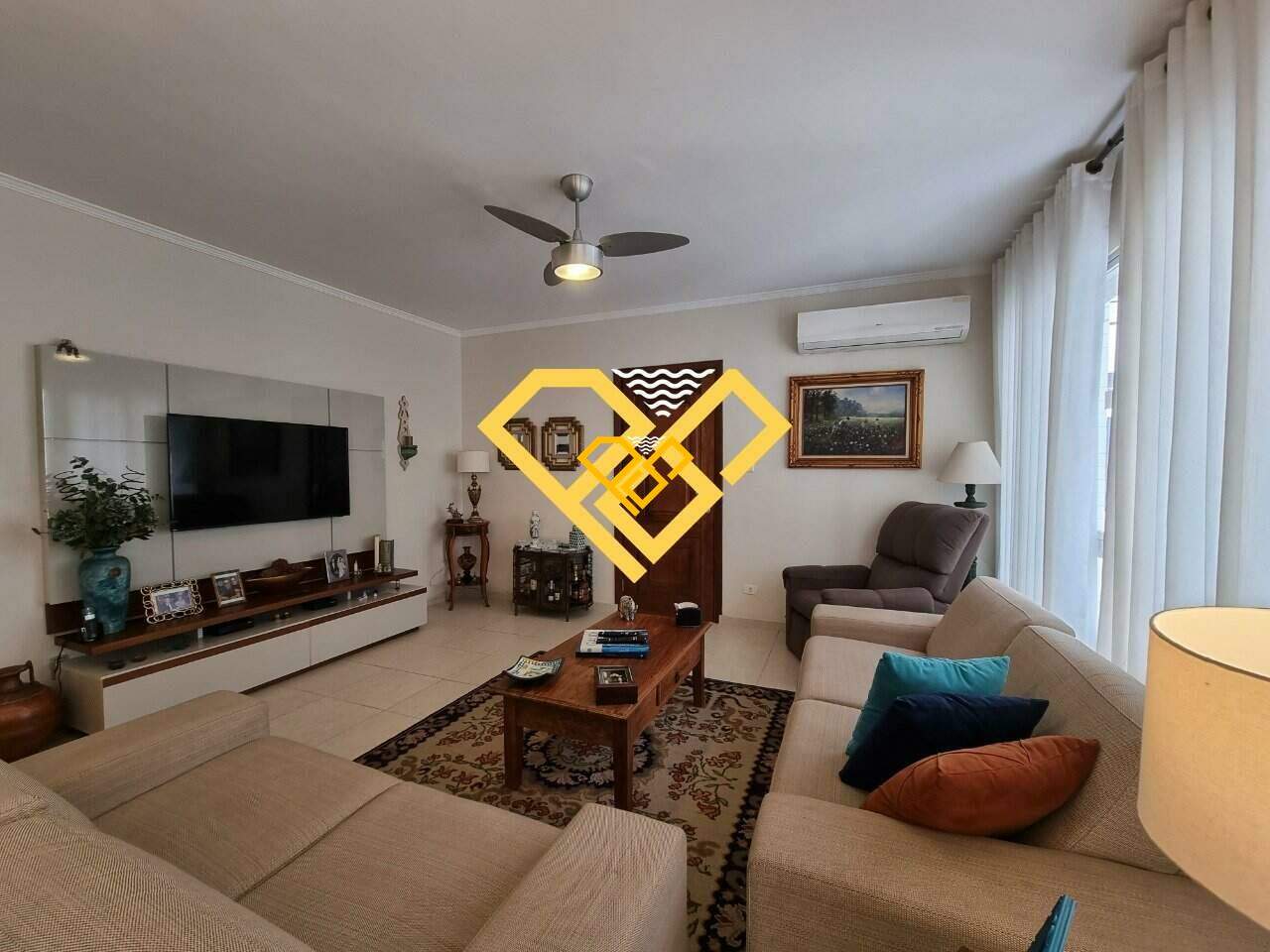 Apartamento à venda no Gonzaga: SALA