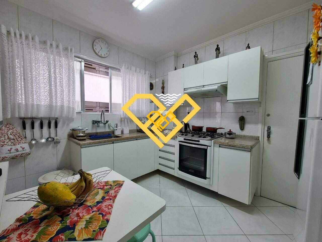 Apartamento à venda no Gonzaga: COZINHA