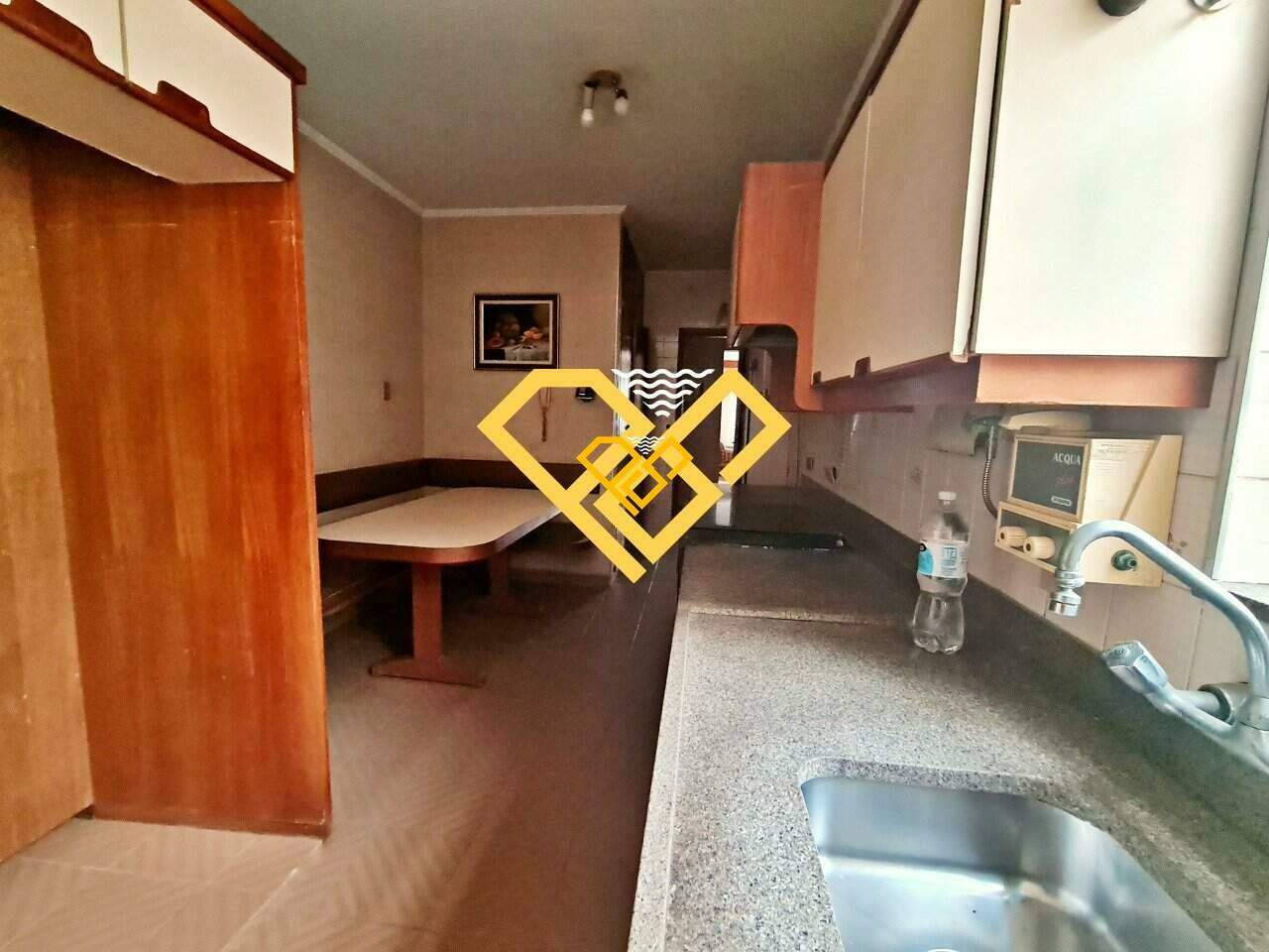 Apartamento à venda no Gonzaga: Cozinha