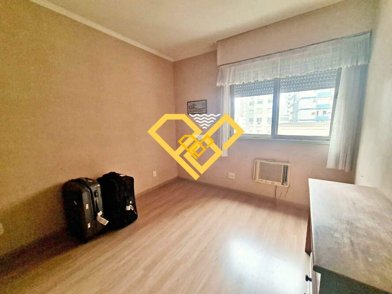 Apartamento à venda no Gonzaga: Dormitório 2