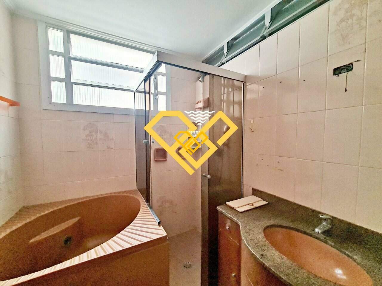 Apartamento à venda no Gonzaga: WC suíte