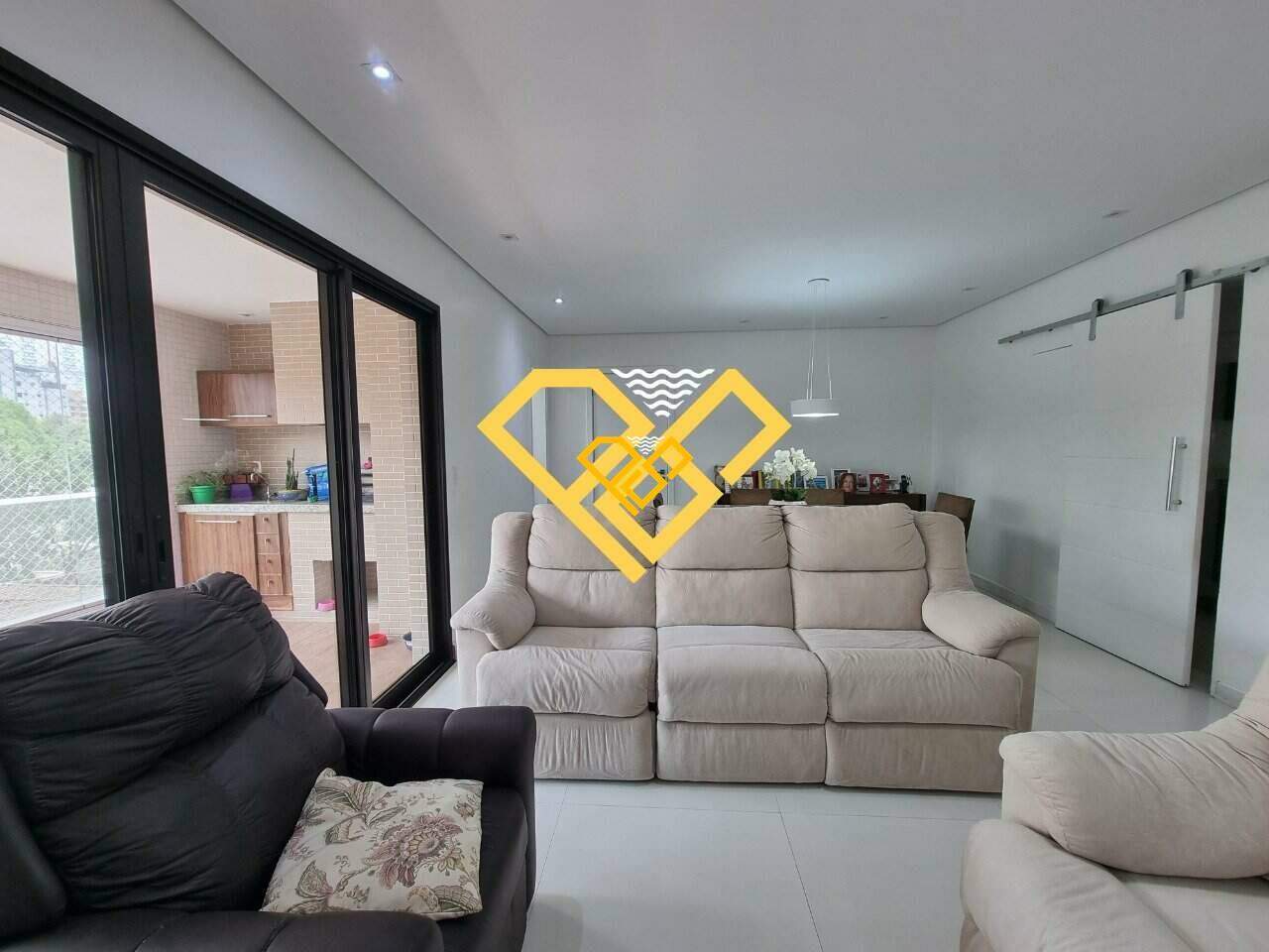 Garden à venda no Gonzaga: Sala