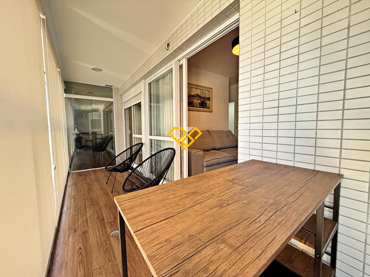 Apartamento à venda no Gonzaga: Varanda