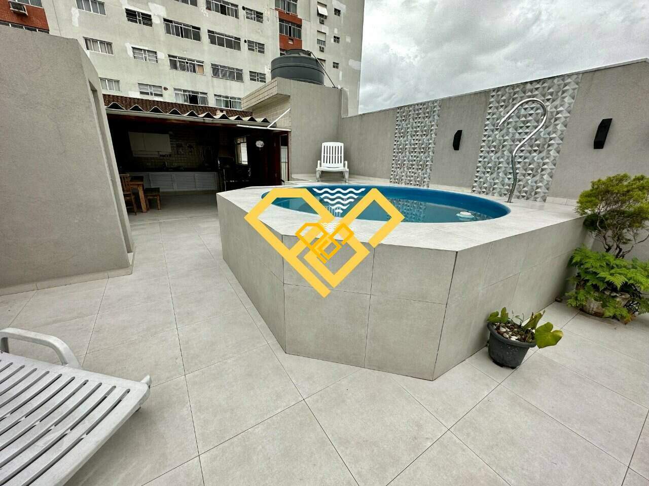 Casa à venda no Boqueirão: Piscina