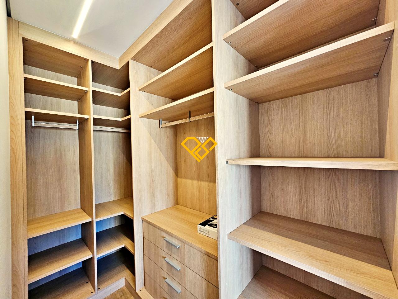 Apartamento à venda no Boqueirão: Dormitório - suíte