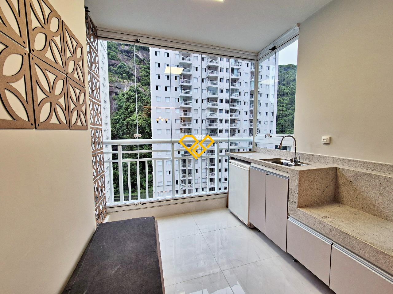 Apartamento à venda no Marapé: Varanda