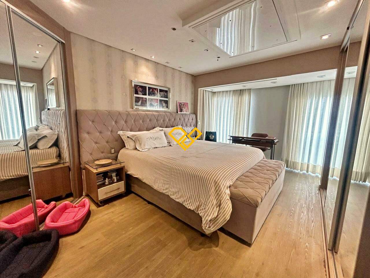 Apartamento à venda no Ponta da Praia: Dormitório 1 - suíte maste