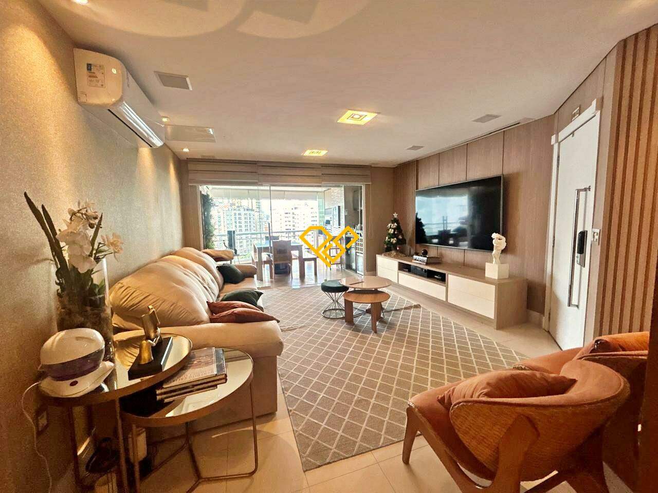 Apartamento à venda no Ponta da Praia: Sala