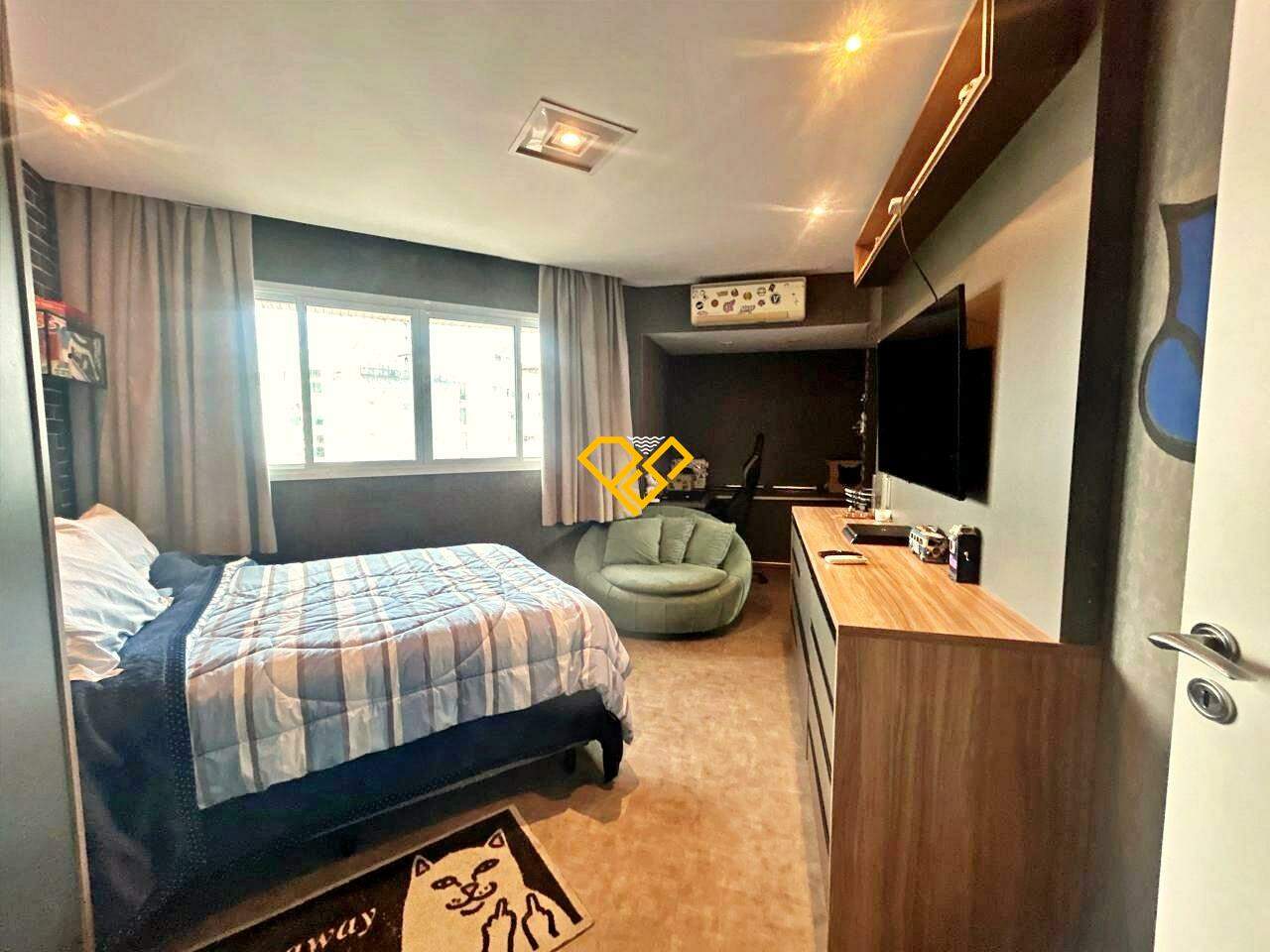 Apartamento à venda no Ponta da Praia: Dormitório 4