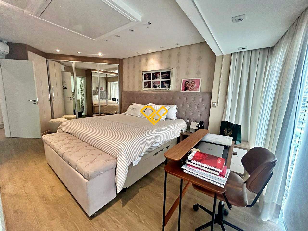 Apartamento à venda no Ponta da Praia: Dormitório 1 - suíte maste