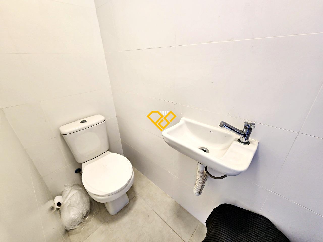 Apartamento à venda no Boqueirão: Lavabo