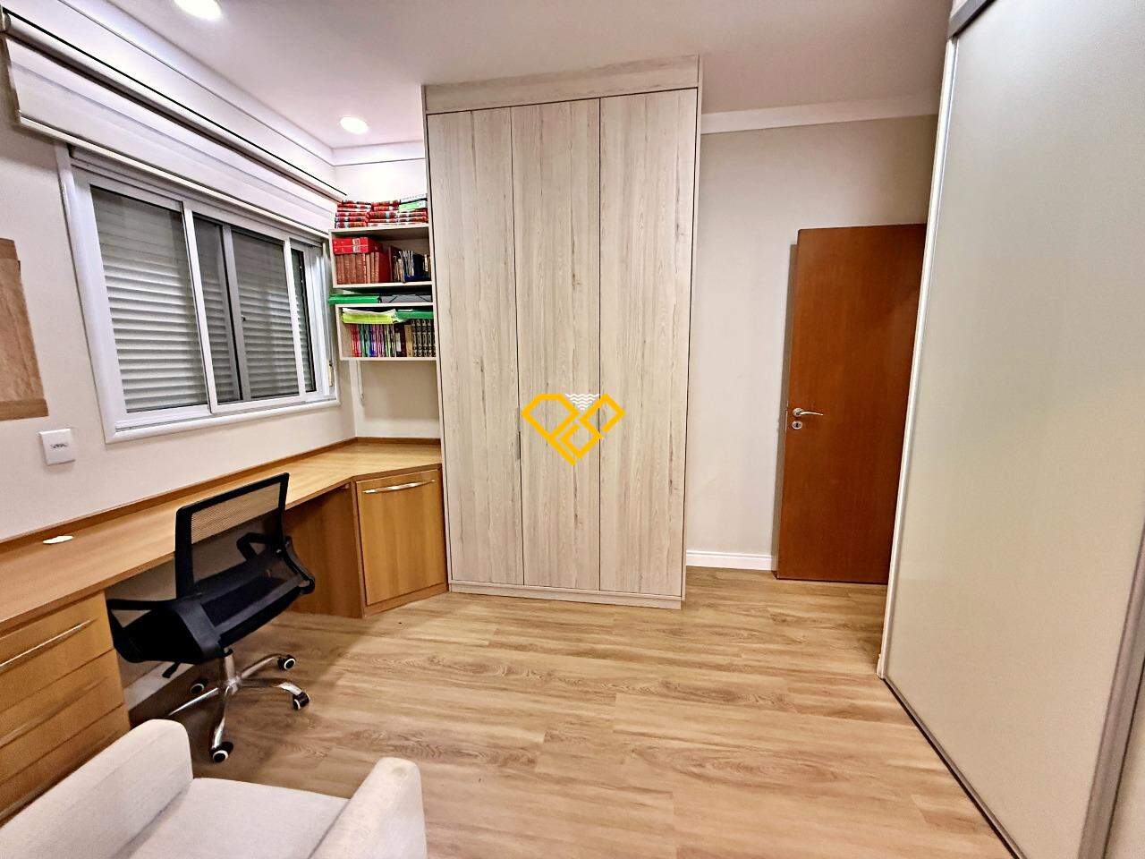 Apartamento à venda no Aparecida: Suíte 3