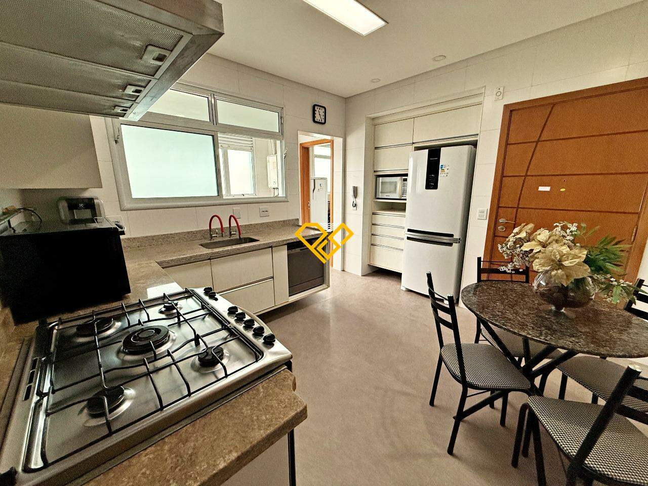 Apartamento à venda no Aparecida: Cozinha