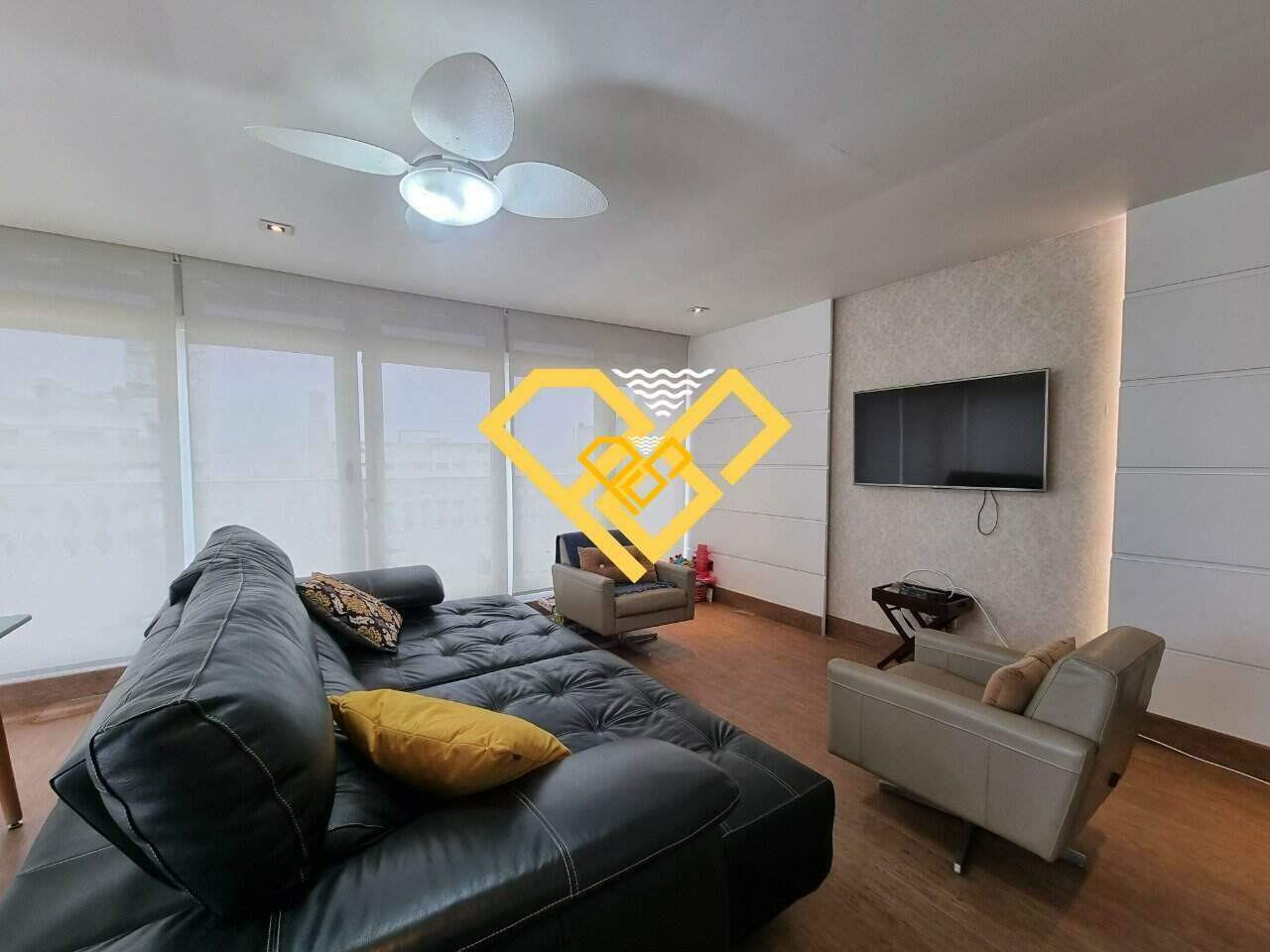 Cobertura à venda no Boqueirão: SALA TV