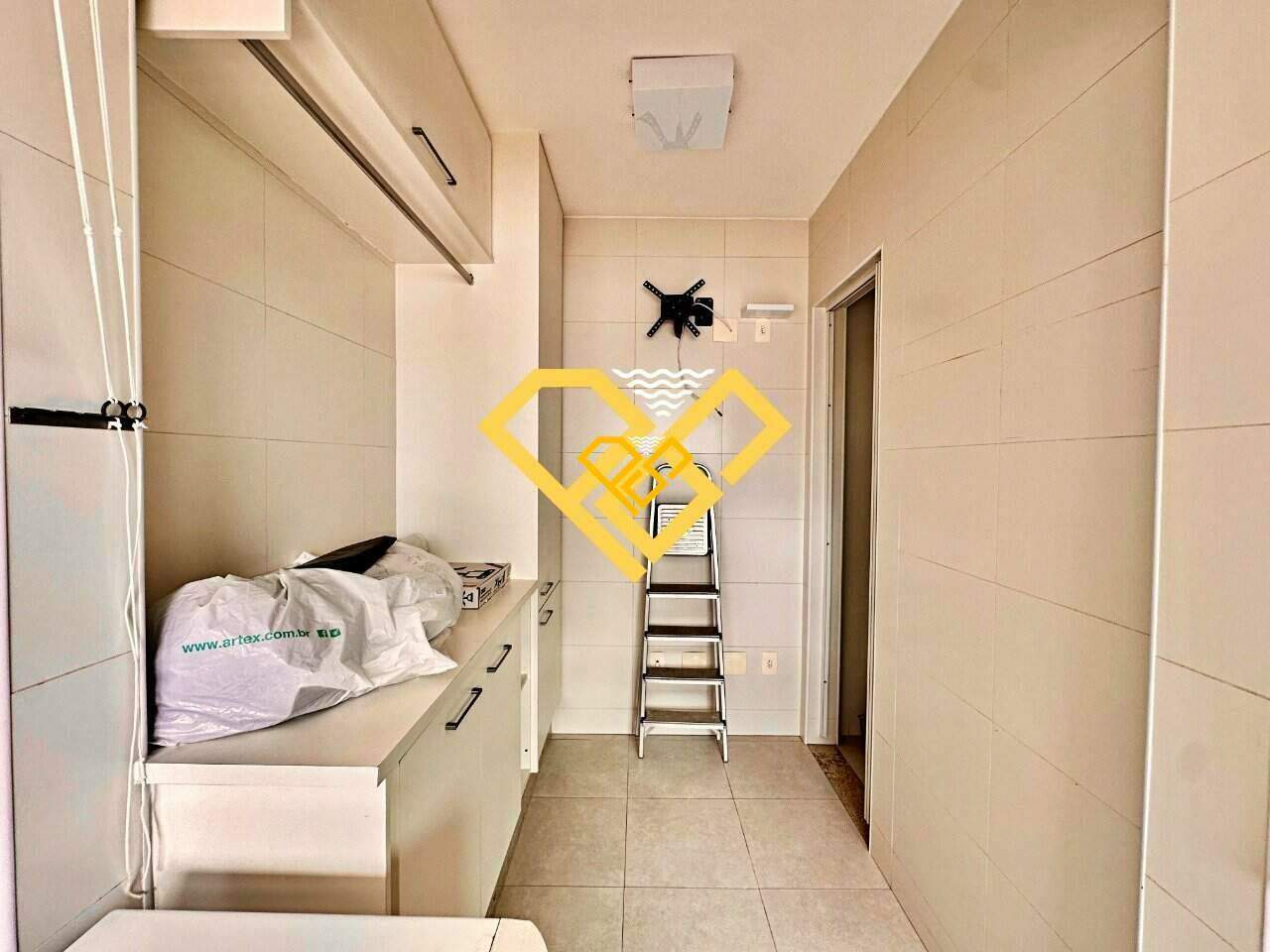 Apartamento à venda no Pompéia: Dependência