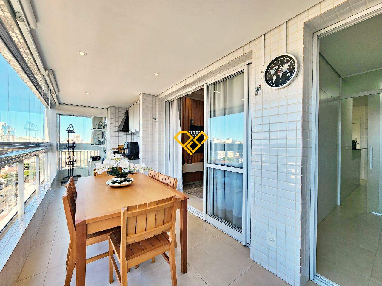 Apartamento à venda no Embaré: 