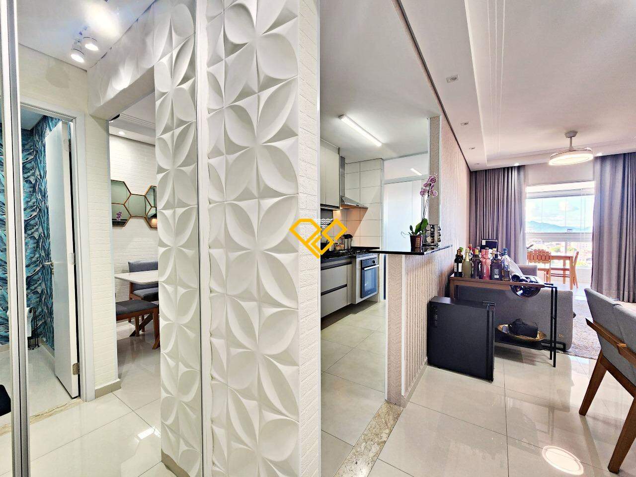 Apartamento à venda no Embaré: 