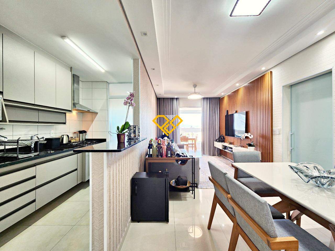 Apartamento à venda no Embaré: Cozinha
