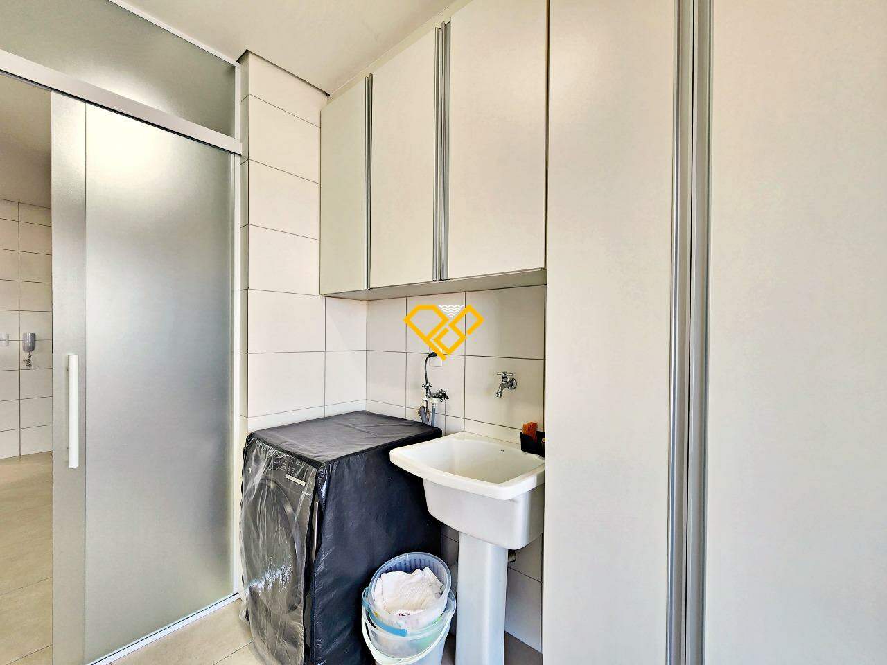 Apartamento à venda no Embaré: Área de serviço