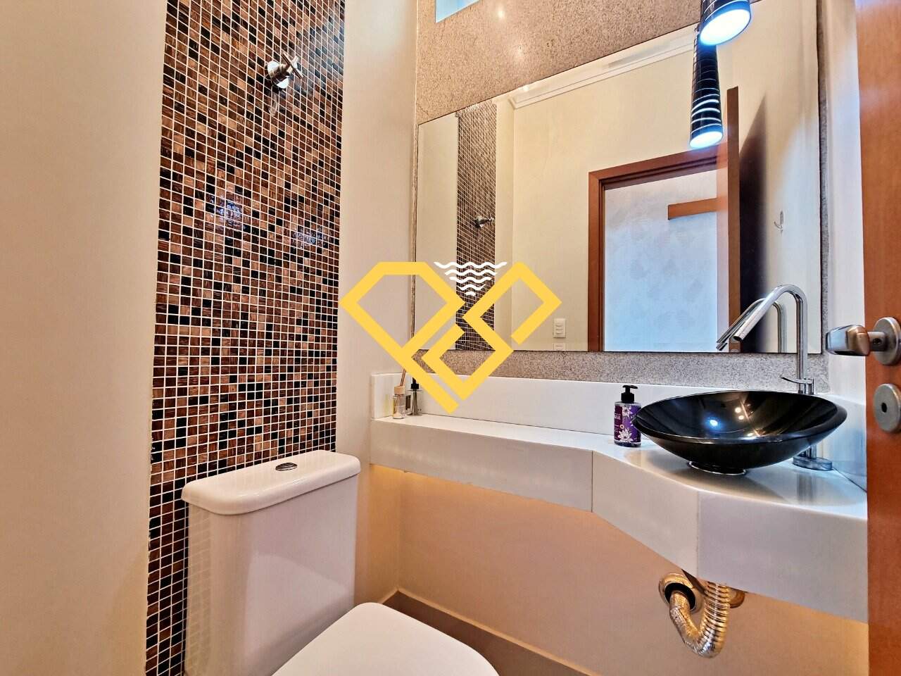 Apartamento à venda no Campo Grande: Lavabo