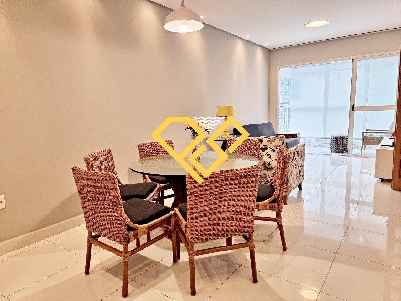 Apartamento à venda no Embaré: Sala