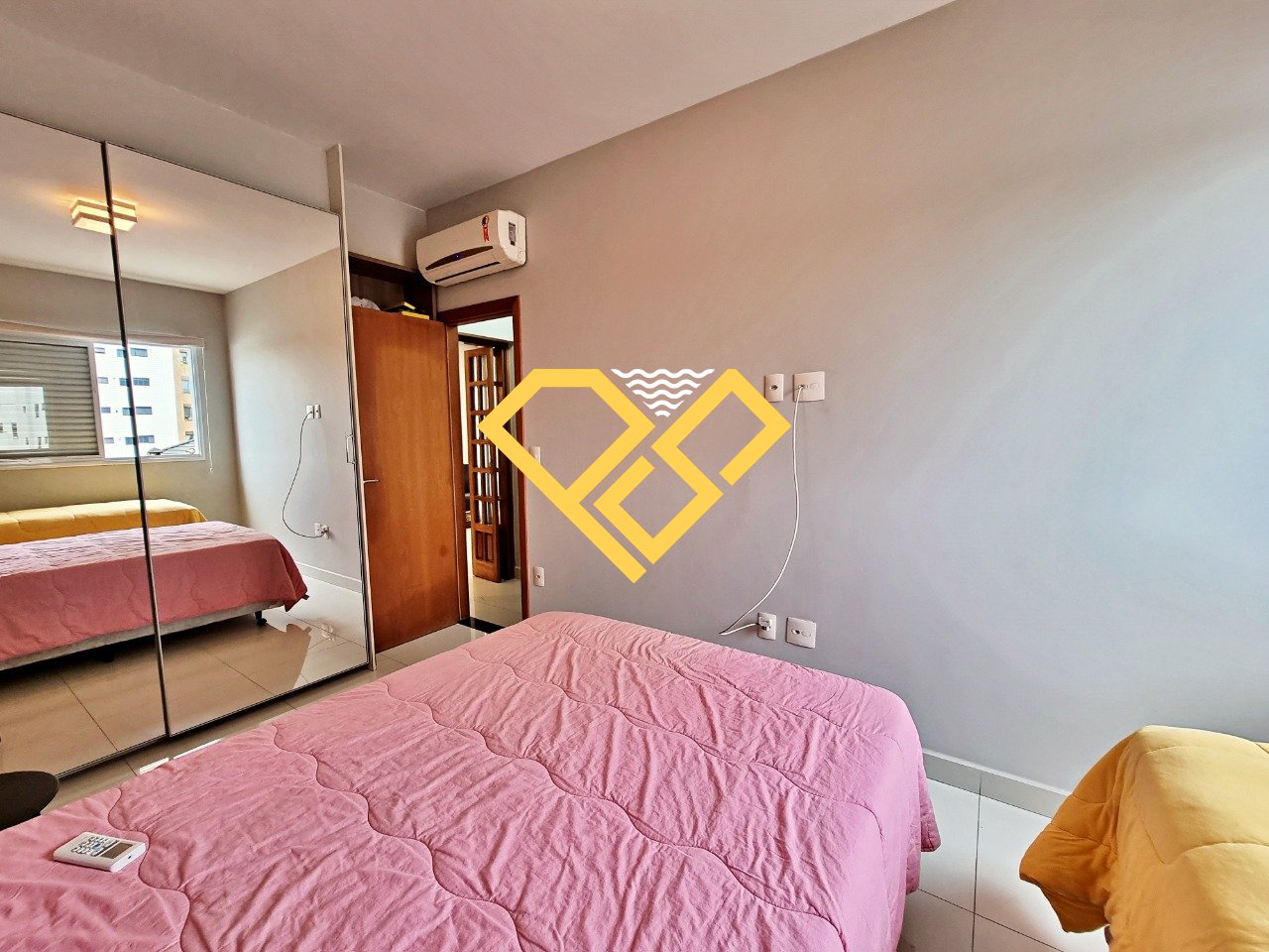 Apartamento à venda no Embaré: Dormitório 1