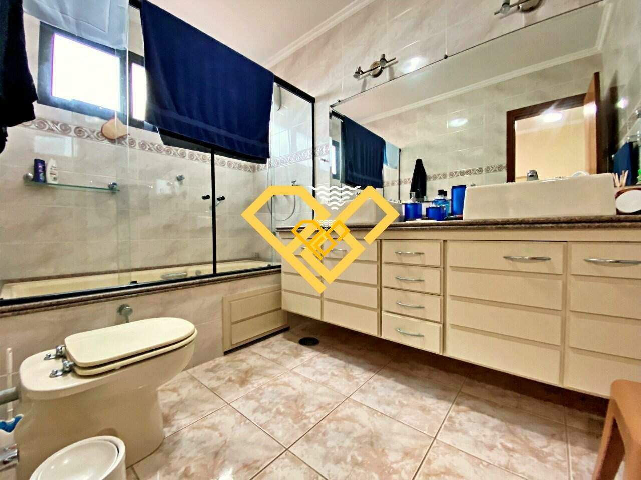 Apartamento à venda no Ponta da Praia: Wc suíte 1