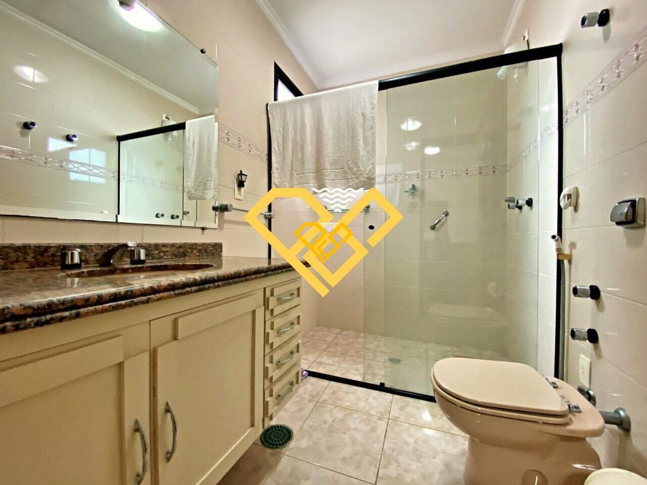 Apartamento à venda no Ponta da Praia: Wc suíte 2