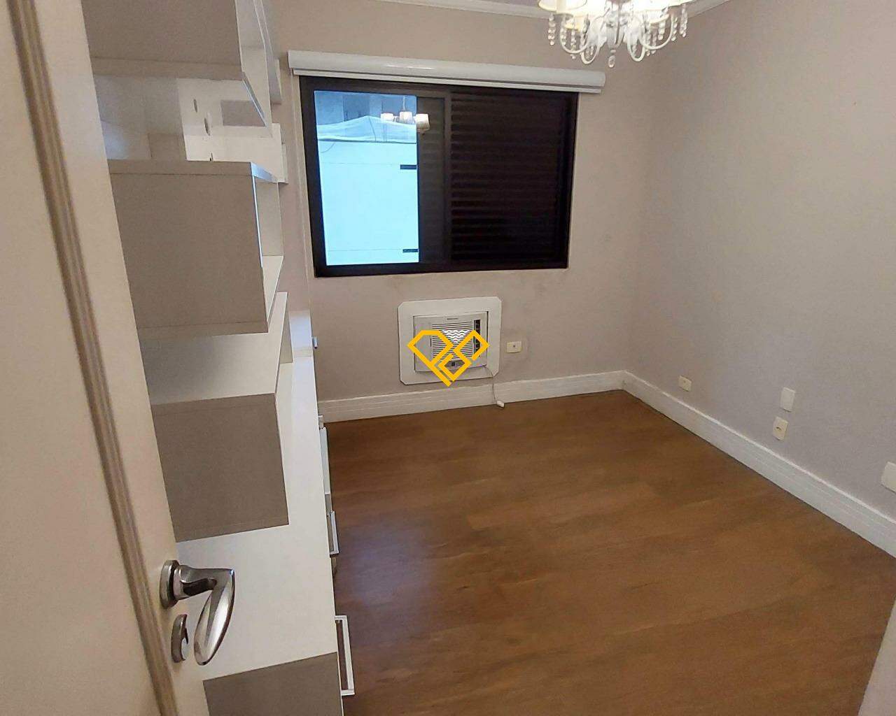 Apartamento à venda no Ponta da Praia: Dormitório 3