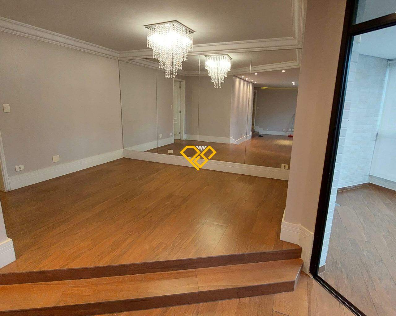 Apartamento à venda no Ponta da Praia: Sala