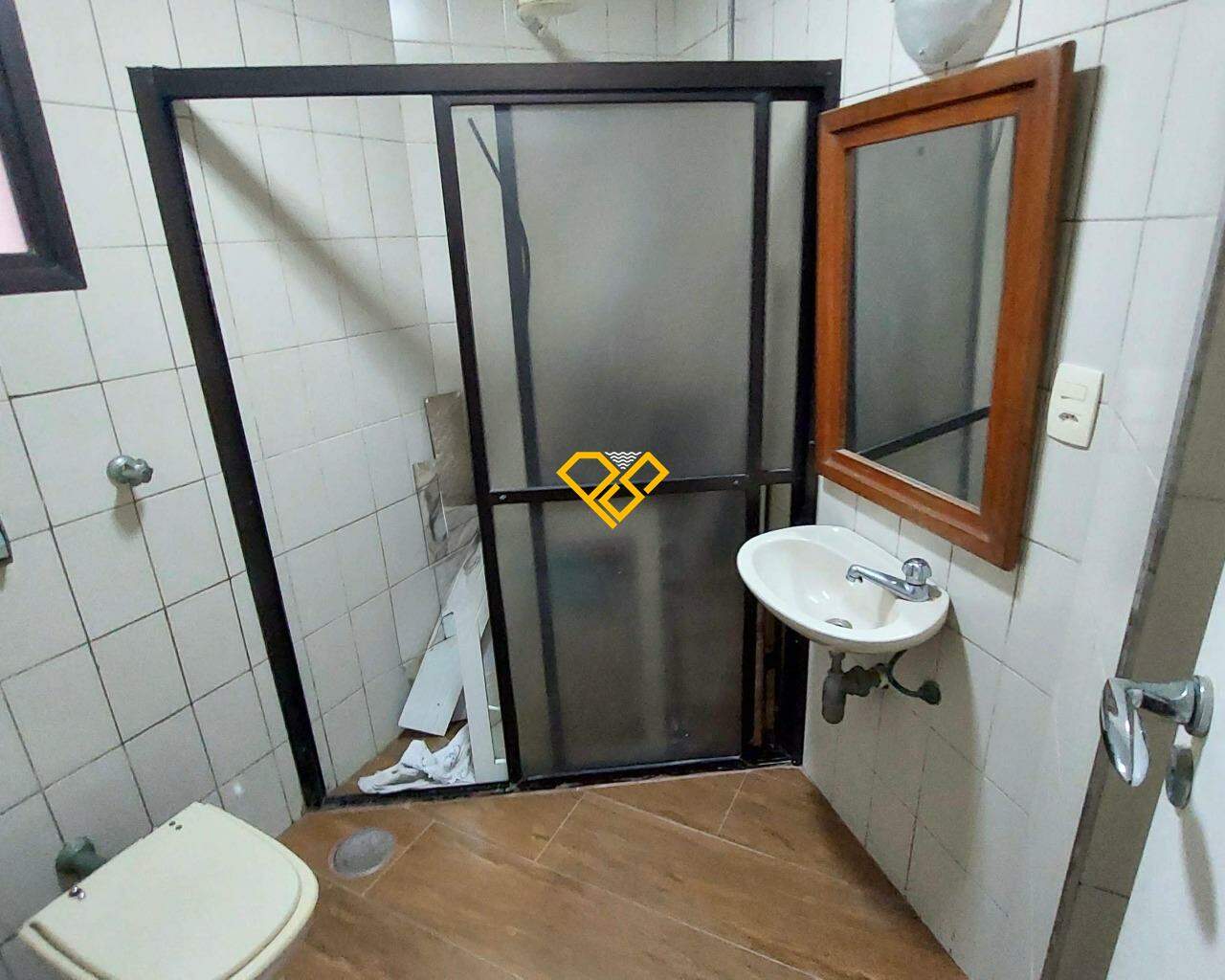 Apartamento à venda no Ponta da Praia: Wc de serviço