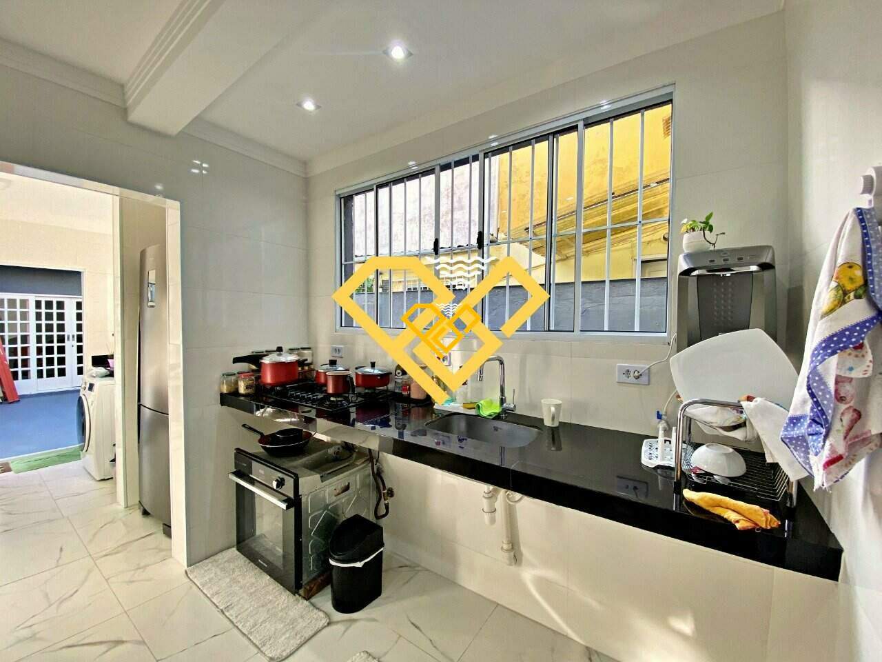 Sobrado à venda no Embaré: