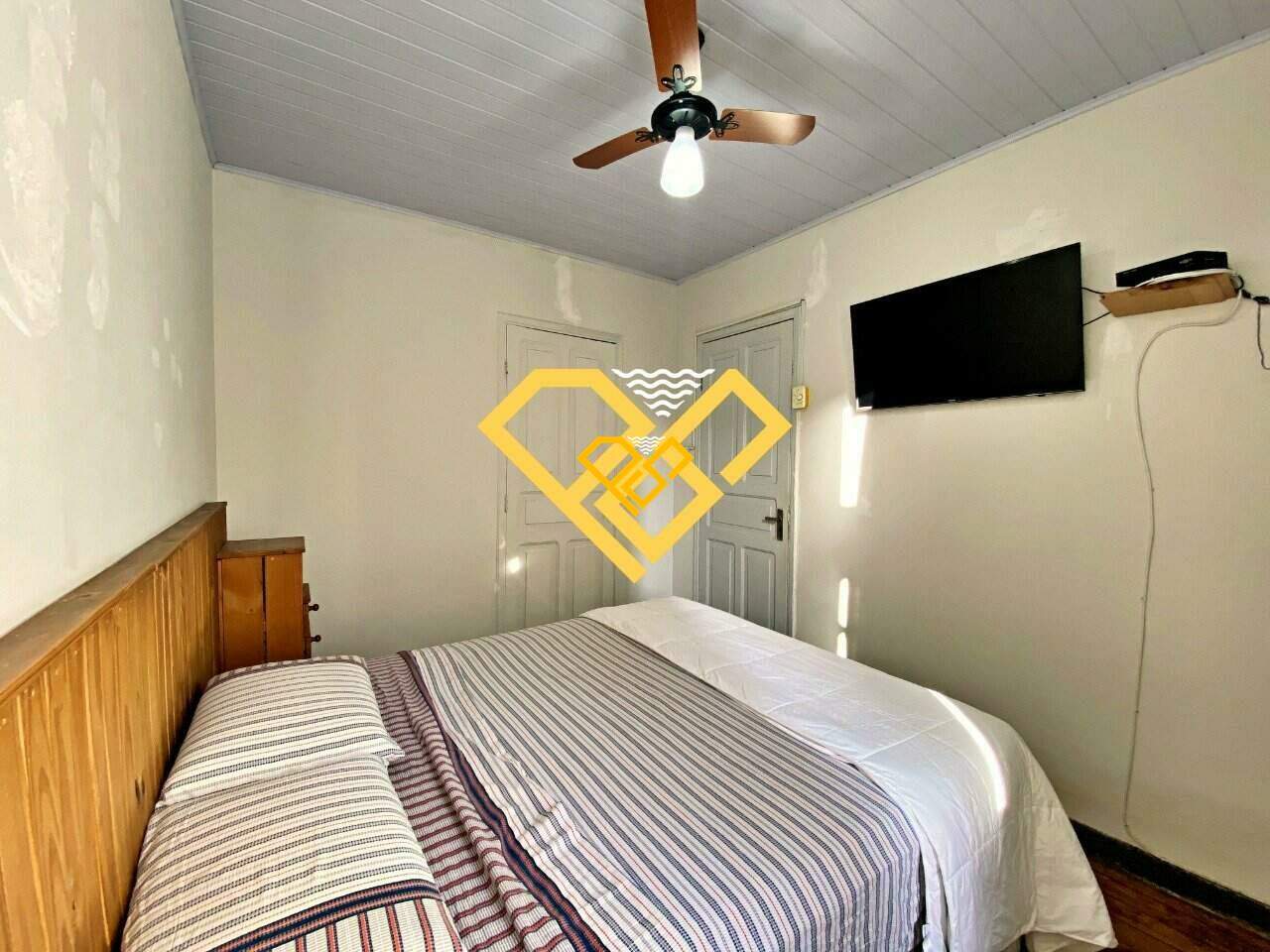 Sobrado à venda no Embaré: